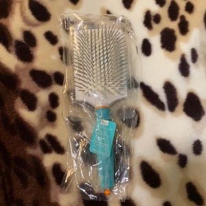 MOROCCANOIL IONIC CERAMIC BRUSH PADDLE